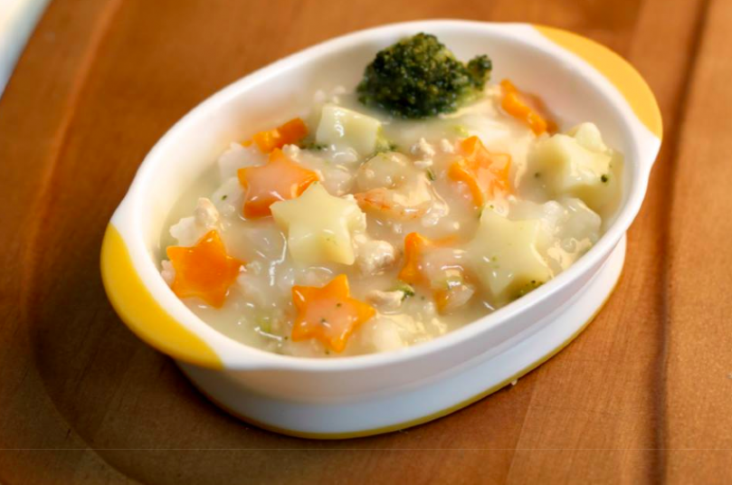 súp shichuu khoai tây, cà rốt và brocolli